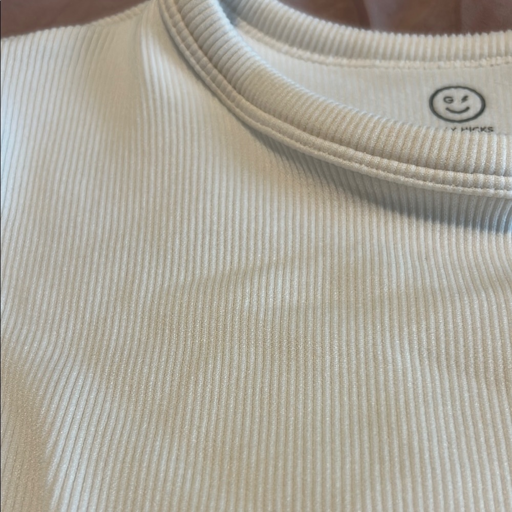 GILLY HICKS, Hollister; White Ribbed T-Shirt - Picture 4 of 4